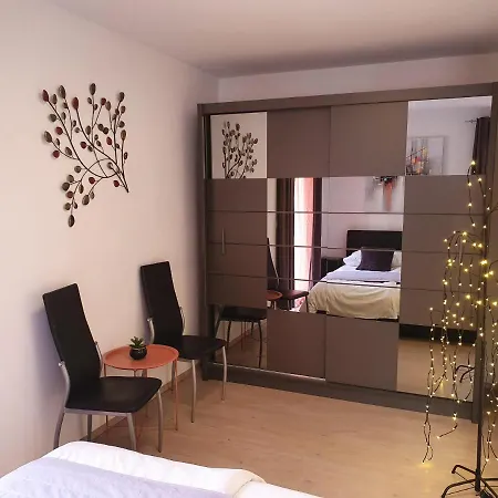 Dora Apartment
