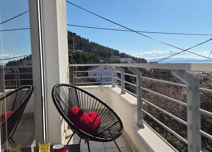 Dora * Макарска