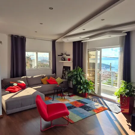 Dora * Makarska